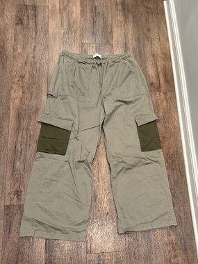 Abercrombie & Fitch Cargo Pant